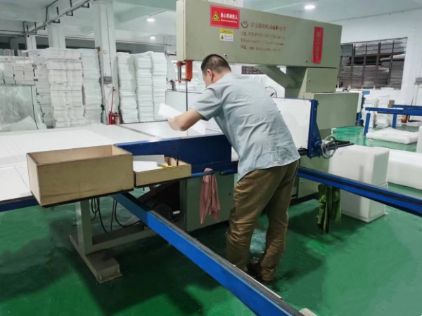 廠（chǎng）房（fáng）設（shè）備